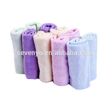 Lingettes de bébé en fibre de bambou Serviette extra douce pour les peaux absorbantes et réutilisables pour bébé